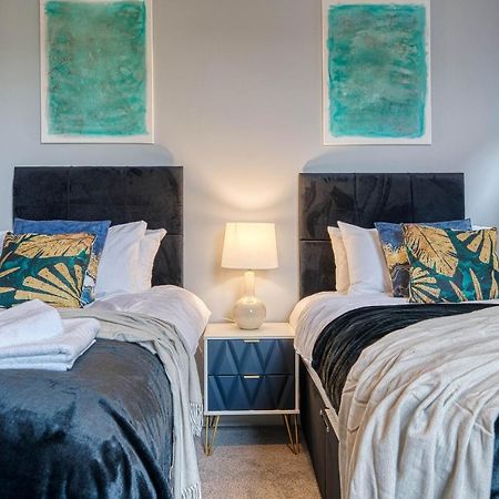 Spacious Nottingham Abode - Sleeps 16 Extérieur photo