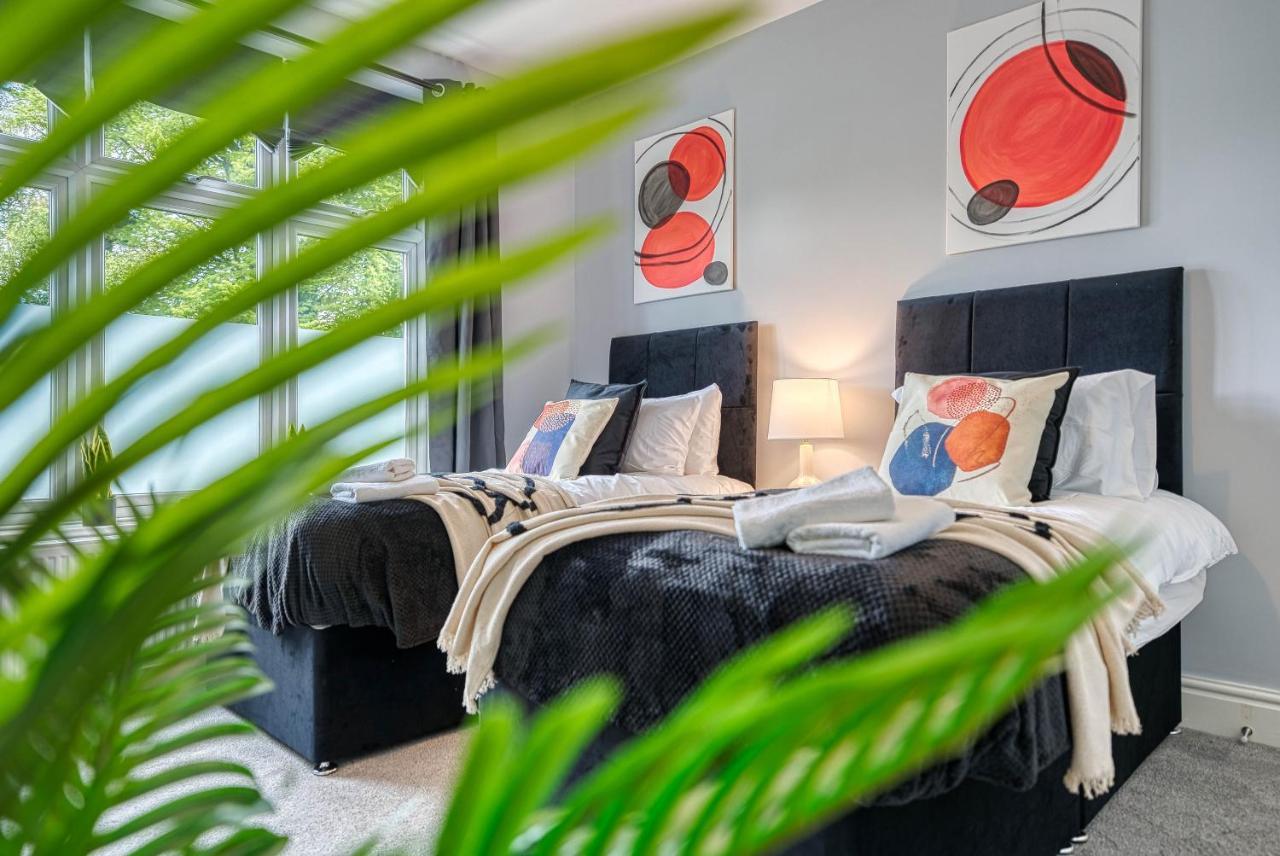 Spacious Nottingham Abode - Sleeps 16 Extérieur photo