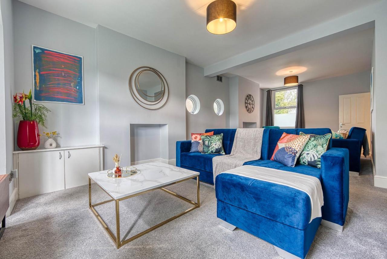Spacious Nottingham Abode - Sleeps 16 Extérieur photo