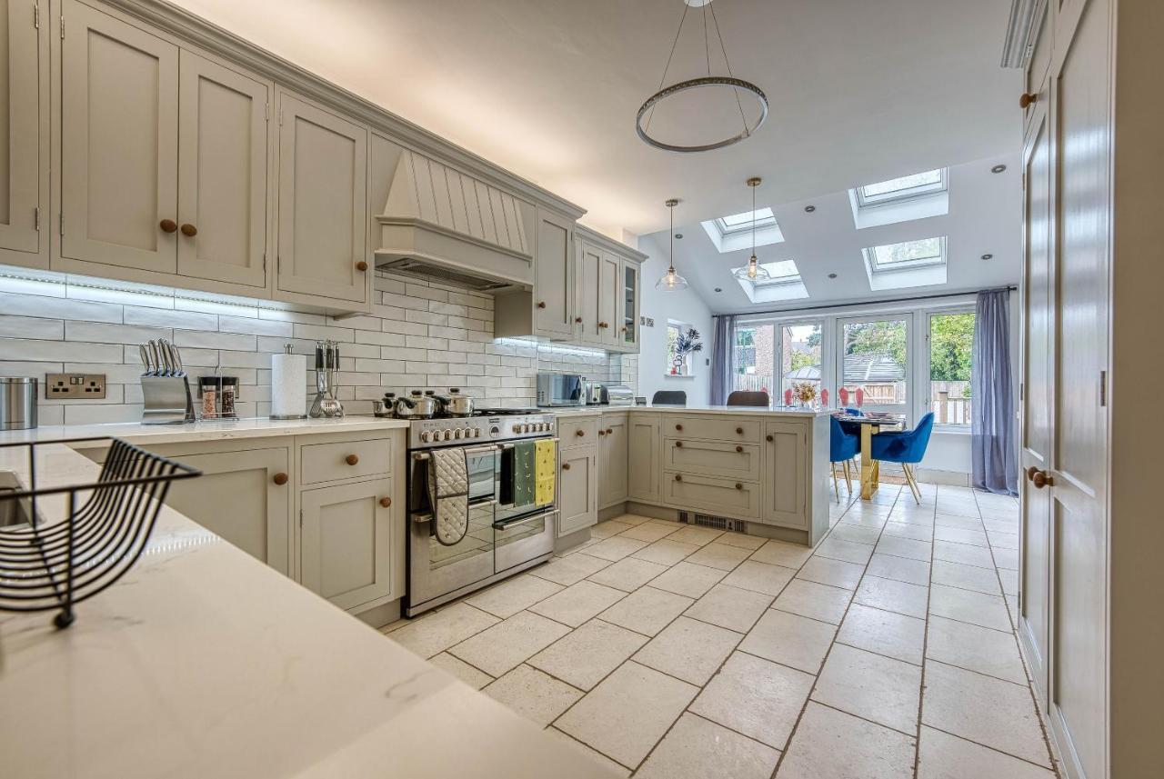 Spacious Nottingham Abode - Sleeps 16 Extérieur photo